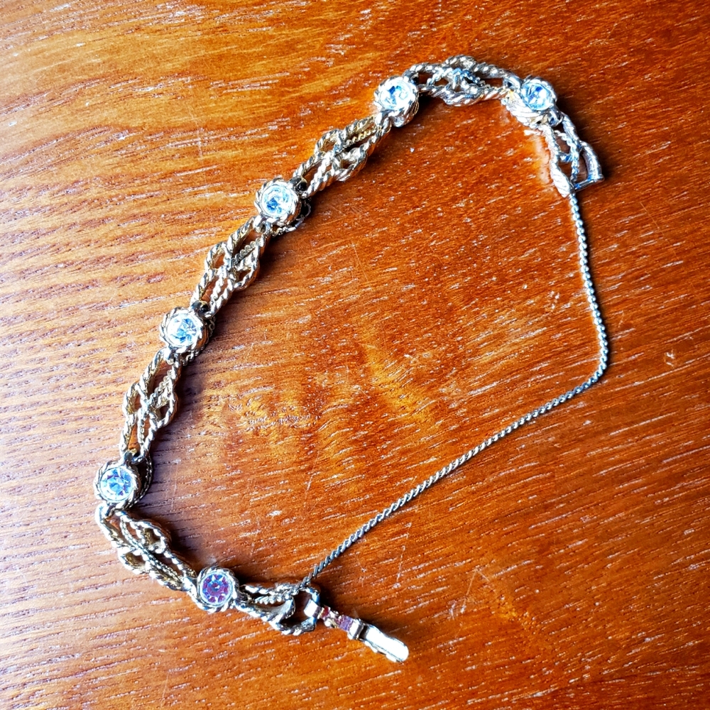 Gold bracelet